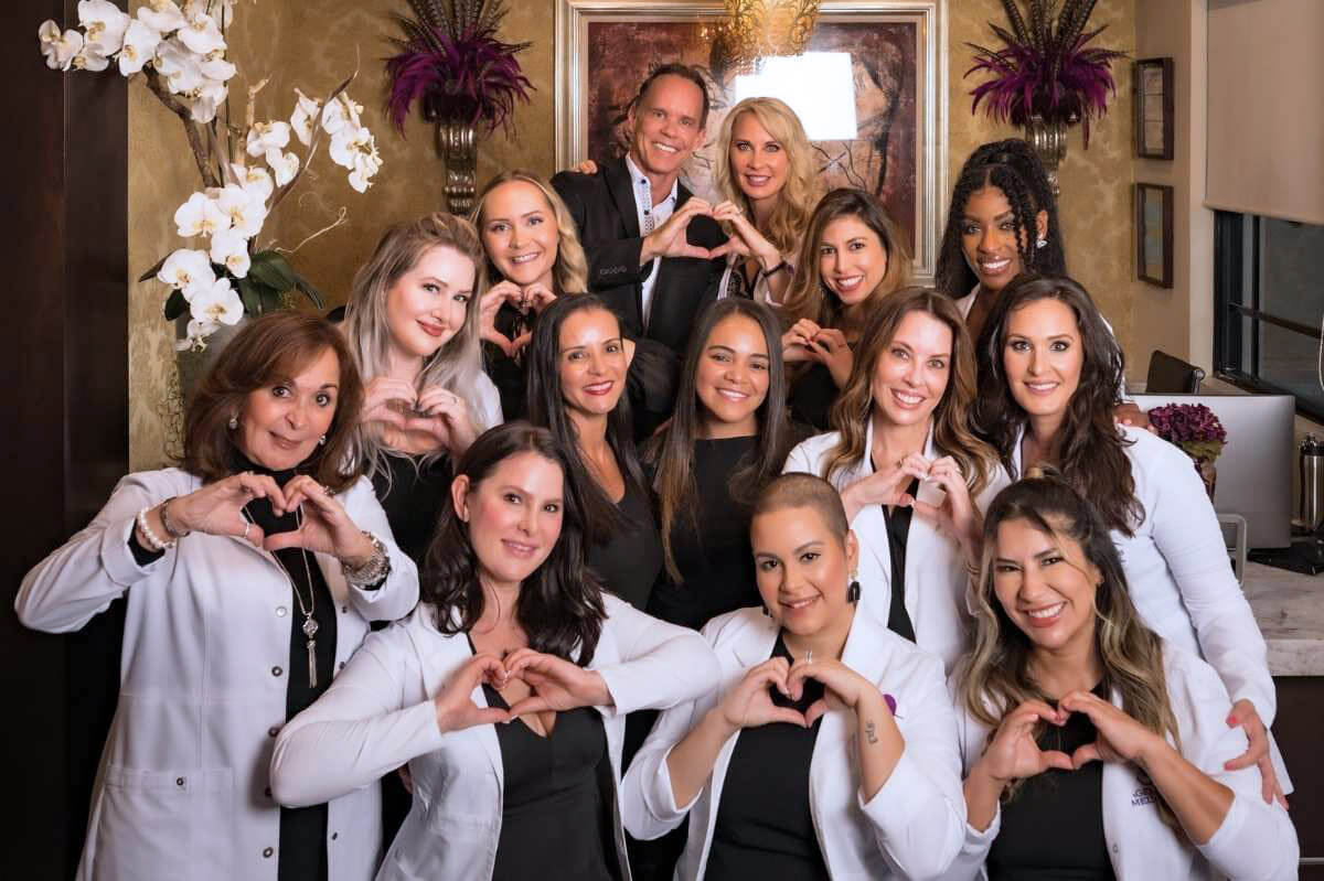 100125-ageless-team-love